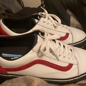 Vans Size 10 in Men’s Red Black and White